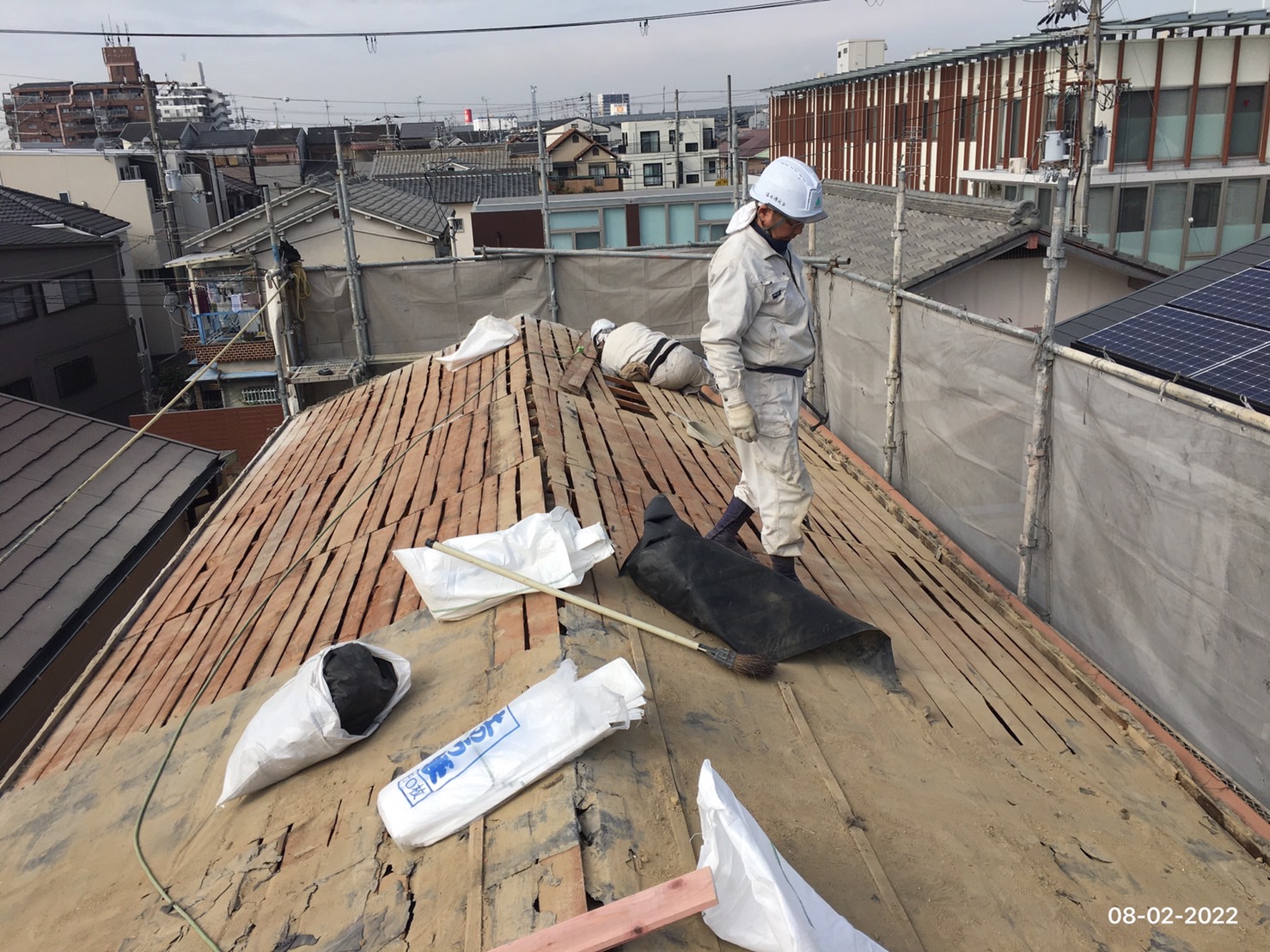 屋根工事（和型→平板瓦（栄四郎瓦　プラウドUU40G）に葺き替え）